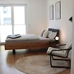 شقة Modernes Mit Terrasse, Ruhig & Gute Anbindung Ins Zentrum *